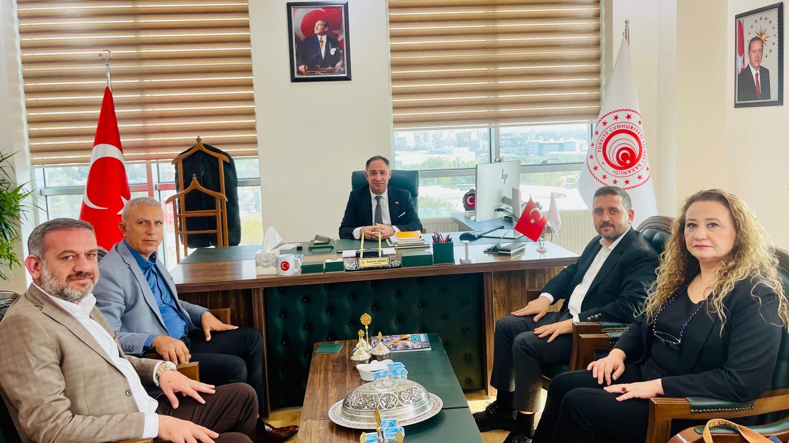 Mobilya ve Züccaciye Komitesinden Şanlıurfa Ticaret İl Müdürüne Ziyaret